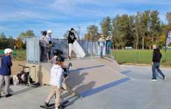 skatepark w Lutyni - powiększ